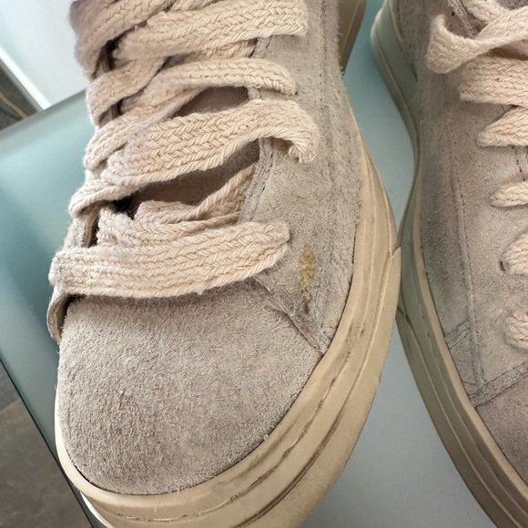 Women's Sz 37 M P448 John Suede Low-Top Lace Up Sneakers - Picture 9 of 11